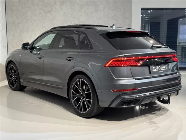 Audi Q8 3,0 TDi Competition Plus LED - foto 11