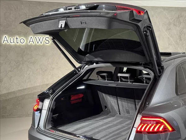 Audi Q8 3,0 TDi Competition Plus LED - foto 14