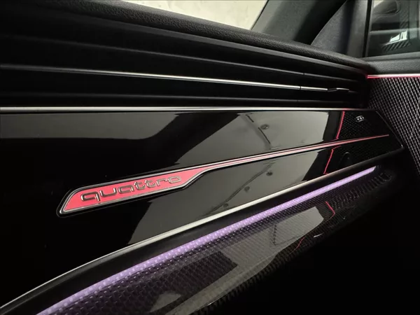 Audi Q8 3,0 TDi Competition Plus LED - foto 42