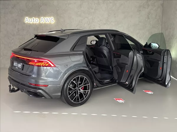 Audi Q8 3,0 TDi Competition Plus LED - foto 47
