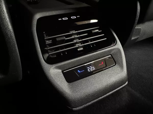 Volkswagen ID.5 Pro Tepelko Assist Záruka VW - foto 17