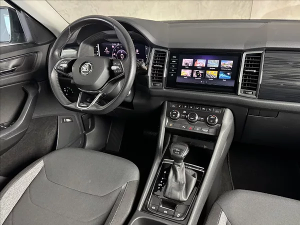 Škoda Kodiaq 2,0 TDi DSG 4x4 125 Years LED - foto 19