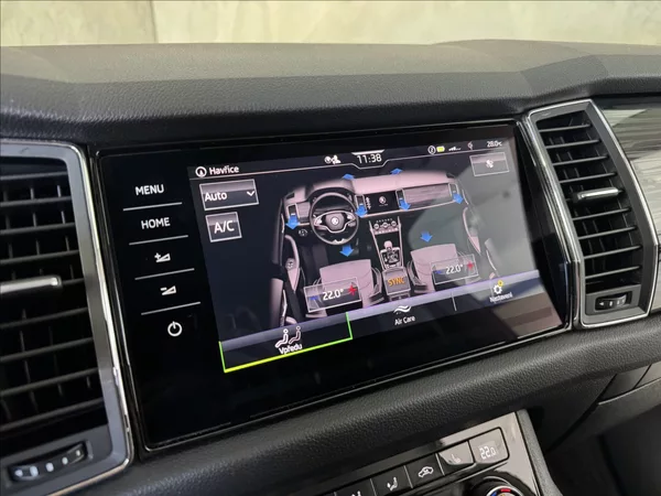 Škoda Kodiaq 2,0 TDi DSG 4x4 125 Years LED - foto 36