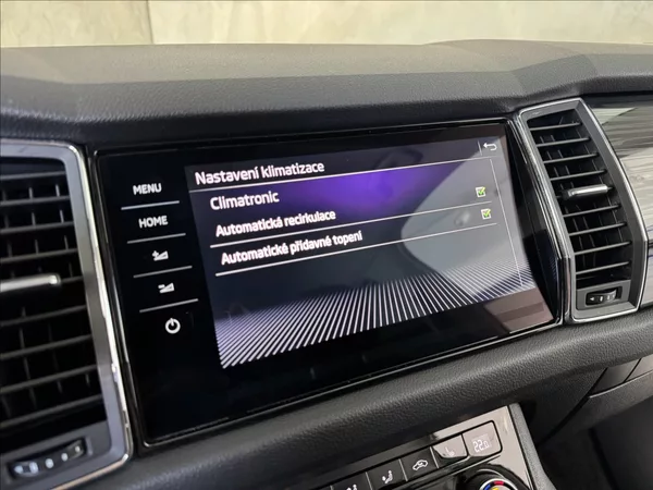 Škoda Kodiaq 2,0 TDi DSG 4x4 125 Years LED - foto 37