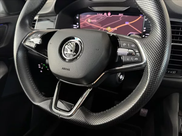 Škoda Kodiaq 2,0 TDi DSG 4x4 125 Years LED - foto 44