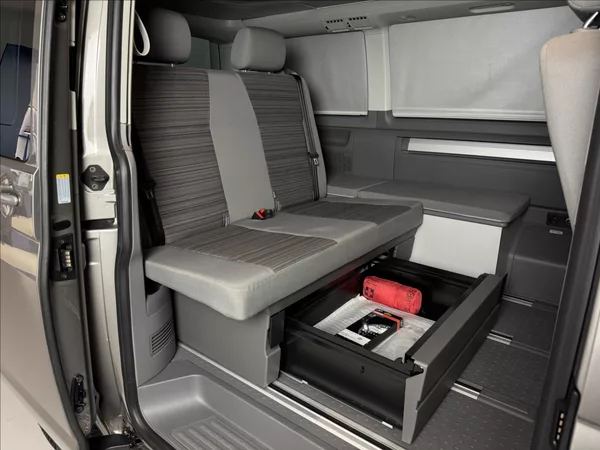 Volkswagen California 2,0 TDi DSG Beach LED Assist - foto 16