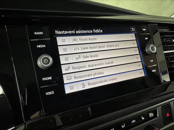 Volkswagen California 2,0 TDi DSG Beach LED Assist - foto 33