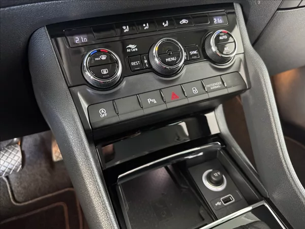 Škoda Kodiaq 2,0 TDi DSG Edition LED 7-M A - foto 43