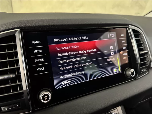 Škoda Karoq 1,5 TSi DSG Style LED Kamera - foto 26