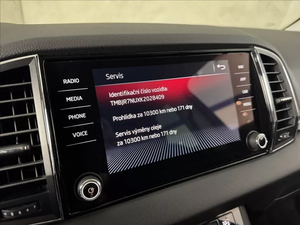 Škoda Karoq 1,5 TSi DSG Style LED Kamera - foto 31