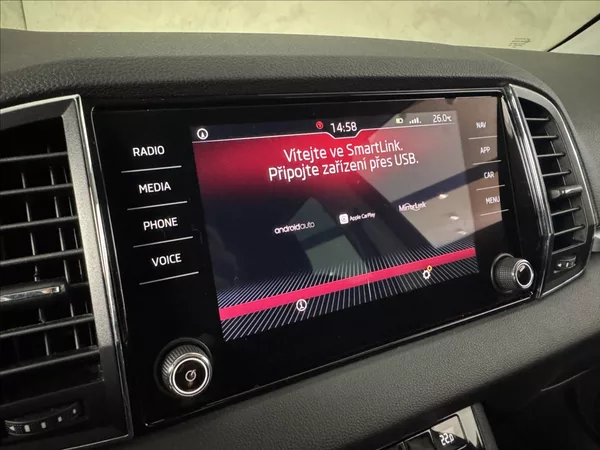 Škoda Karoq 1,5 TSi DSG Style LED Kamera - foto 33