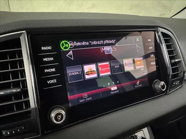 Škoda Karoq 1,5 TSi DSG Style LED Kamera - foto 35