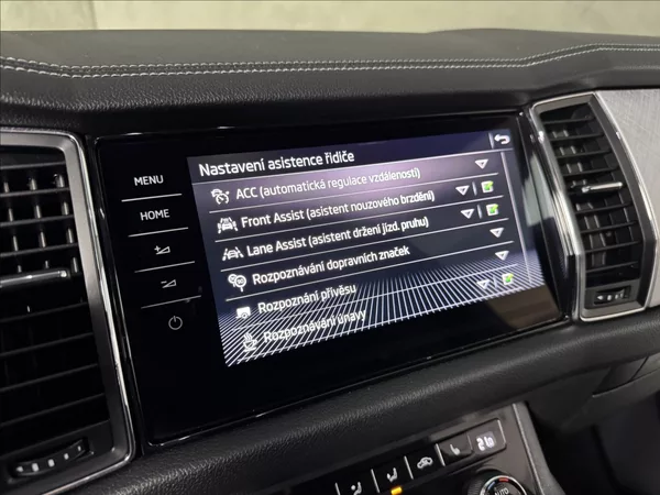 Škoda Kodiaq 2,0 TDi DSG 4x4 Tour Virtual - foto 30