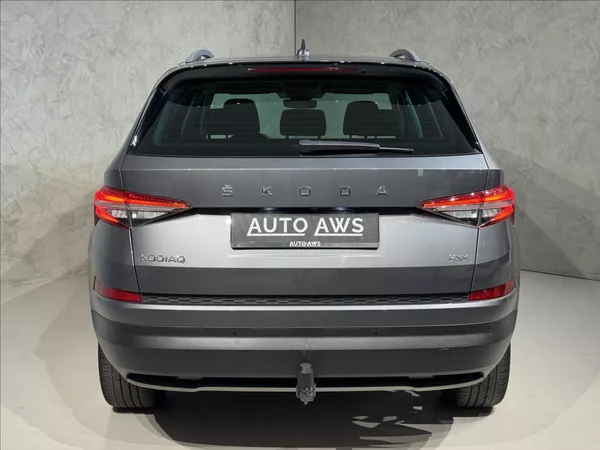 Škoda Kodiaq 2,0 TDi DSG 4x4 Tour Virtual - foto 8