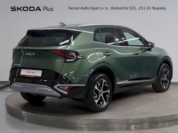 Kia Sportage TOP 1,6T-GDi 118KW MHEV 4x4 7 - foto 2