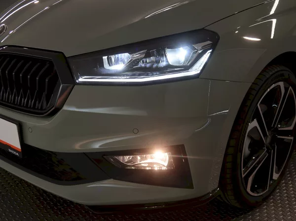 Škoda Fabia MONTE CARLO 1.5TSI 110KW DSG N - foto 10