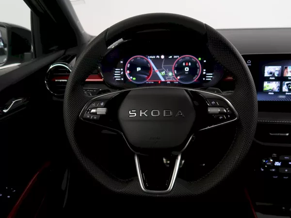 Škoda Fabia MONTE CARLO 1.5TSI 110KW DSG N - foto 16