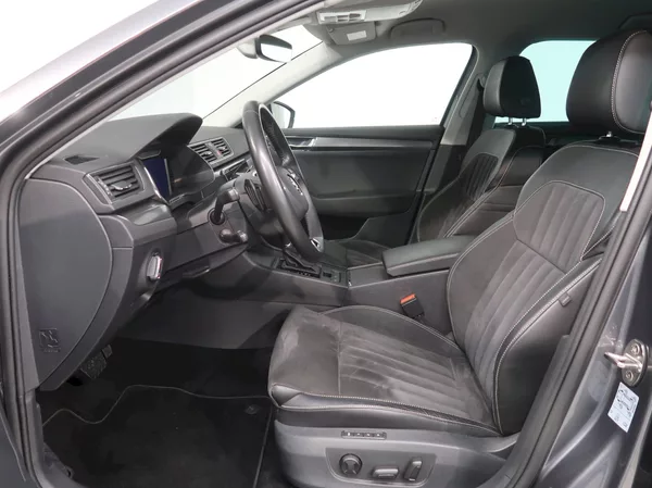 Škoda Superb STYLE 2.0TDI 147KW 4x4 DSG TAŽ - foto 13