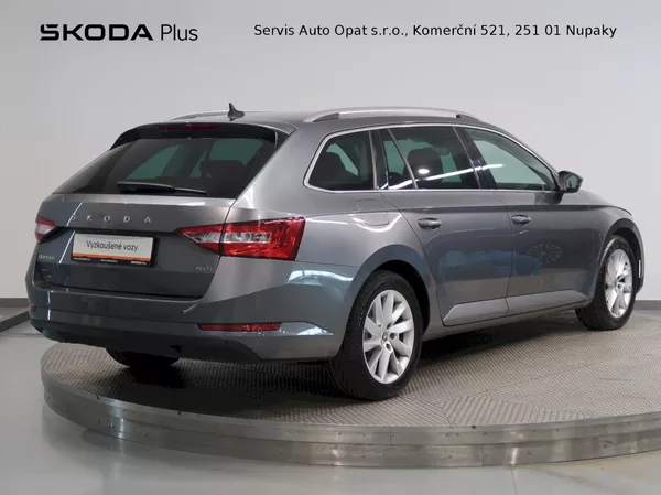 Škoda Superb STYLE 2.0TDI 147KW 4x4 DSG TAŽ - foto 2