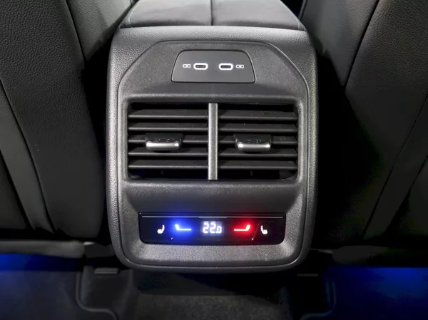Škoda Superb SPORTLINE 2.0TSI 195KW 4x4 DSG - foto 46