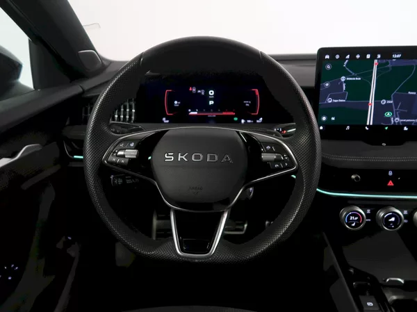 Škoda Superb SPORTLINE 2.0TDI 142KW 4x4 DSG - foto 18