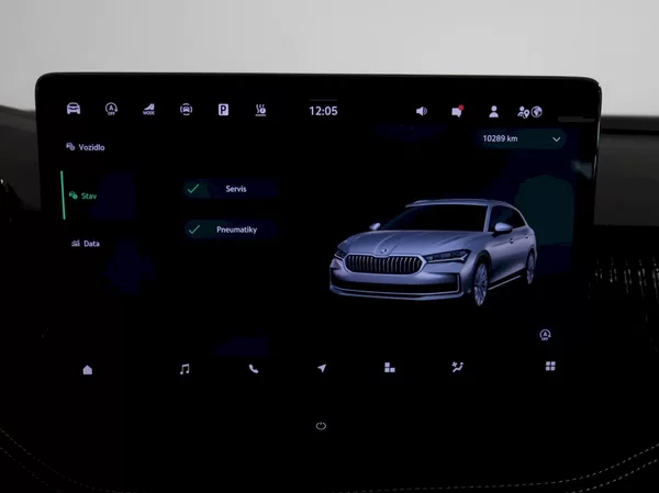 Škoda Superb SPORTLINE 2.0TDI 142KW 4x4 DSG - foto 31