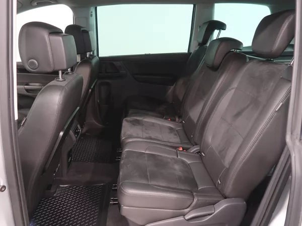 Volkswagen Sharan HIGHLINE 2.0TDI 4x4 DSG 7MÍST - foto 17