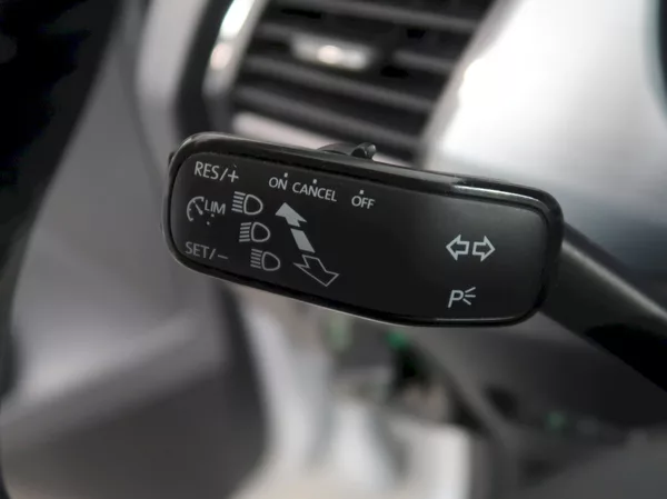 Škoda Fabia AMBITION PLUS 1.0TSI 81KW - foto 26