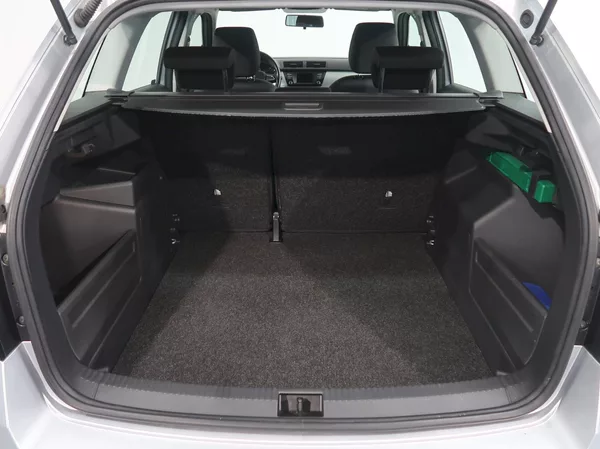 Škoda Fabia AMBITION PLUS 1.0TSI 81KW - foto 30
