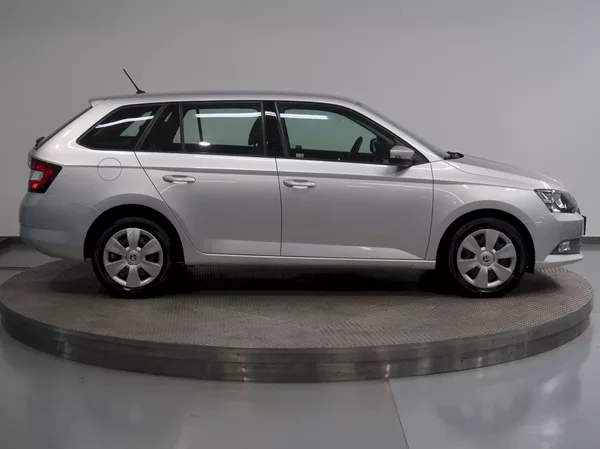 Škoda Fabia AMBITION PLUS 1.0TSI 81KW - foto 8