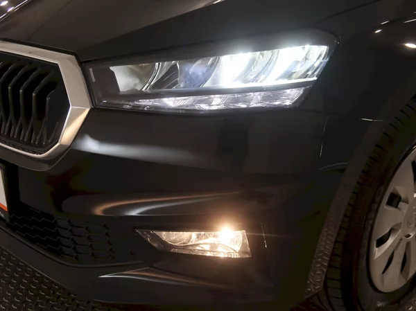 Škoda Fabia SELECTION 1.0 MPI 59KW - foto 10