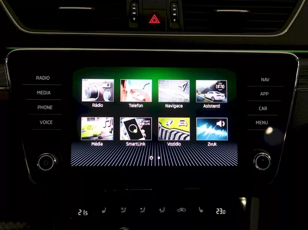 Škoda Superb STYLE 1.5TSI 110KW DSG - foto 23