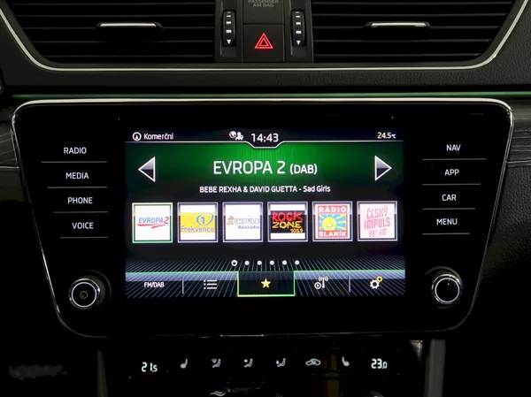 Škoda Superb STYLE 1.5TSI 110KW DSG - foto 25