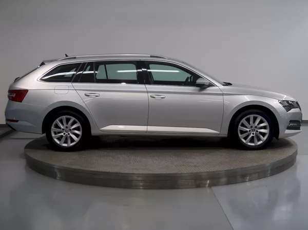 Škoda Superb STYLE 1.5TSI 110KW DSG - foto 8