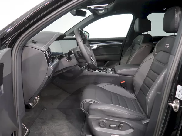 Volkswagen Touareg R-LINE V6 3,0TDI 170 KW 4MOTIO - foto 13