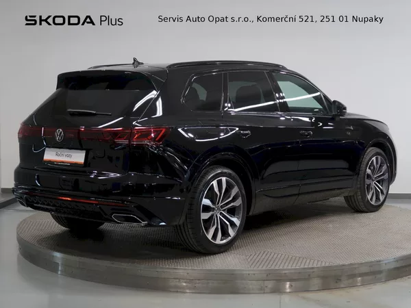 Volkswagen Touareg R-LINE V6 3,0TDI 170 KW 4MOTIO - foto 2