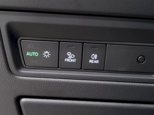 Volkswagen Touareg R-LINE V6 3,0TDI 170 KW 4MOTIO - foto 33