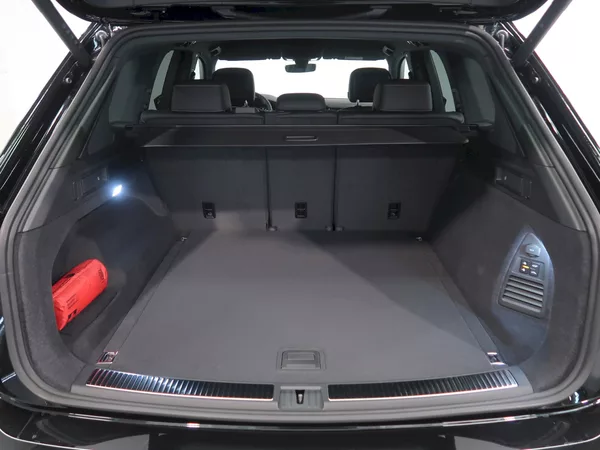 Volkswagen Touareg R-LINE V6 3,0TDI 170 KW 4MOTIO - foto 39