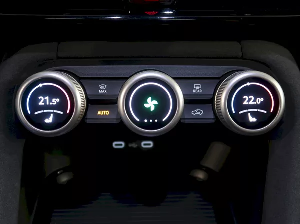 Škoda Kodiaq RS 2.0TSI 195KW 4x4 DSG WEBAST - foto 38