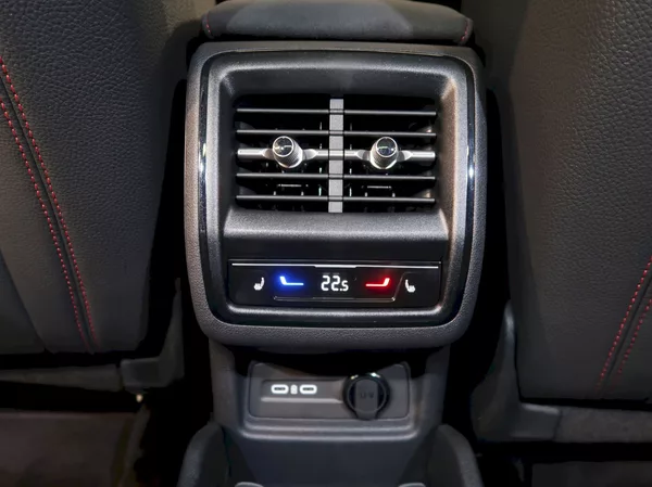Škoda Kodiaq RS 2.0TSI 195KW 4x4 DSG WEBAST - foto 47