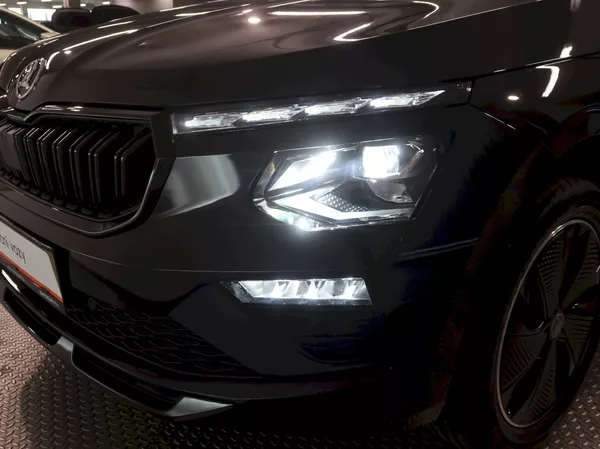 Škoda Kamiq MONTE CARLO 1.5TSI 110KW DSG P - foto 10