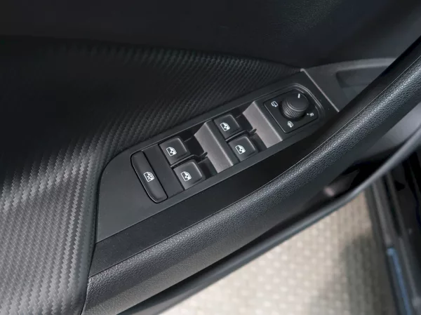 Škoda Kamiq MONTE CARLO 1.5TSI 110KW DSG P - foto 36