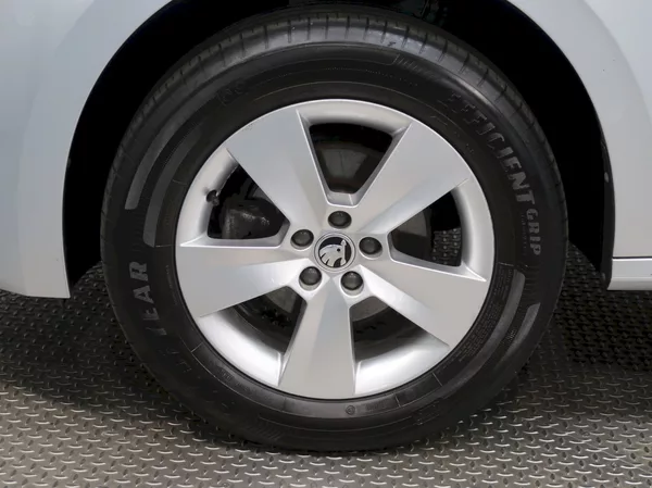 Škoda Kamiq STYLE 1.0TSI 70KW - foto 12