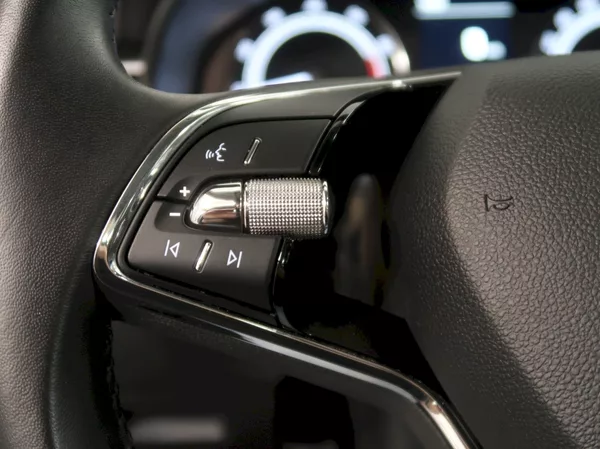 Škoda Kamiq STYLE 1.0TSI 70KW - foto 18