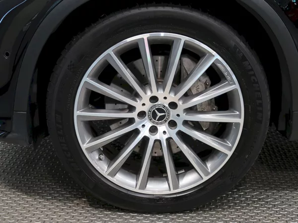 Mercedes-Benz GLC AMG 350D 190KW 4x4 TAŽNÉ BURMA - foto 12