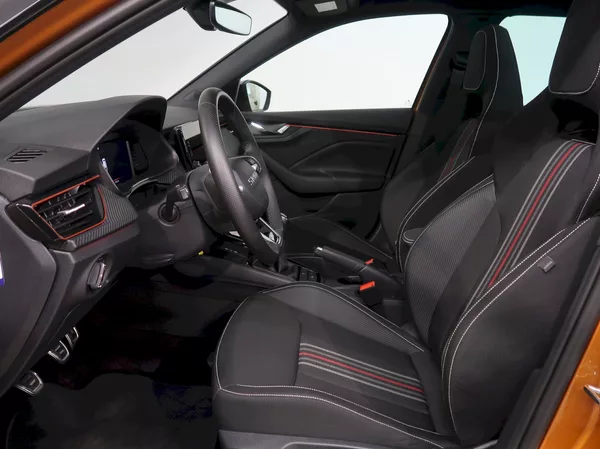 Škoda Kamiq MONTE CARLO 1.0TSI 85KW PANORA - foto 13