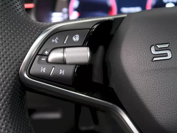Škoda Kamiq MONTE CARLO 1.0TSI 85KW PANORA - foto 20