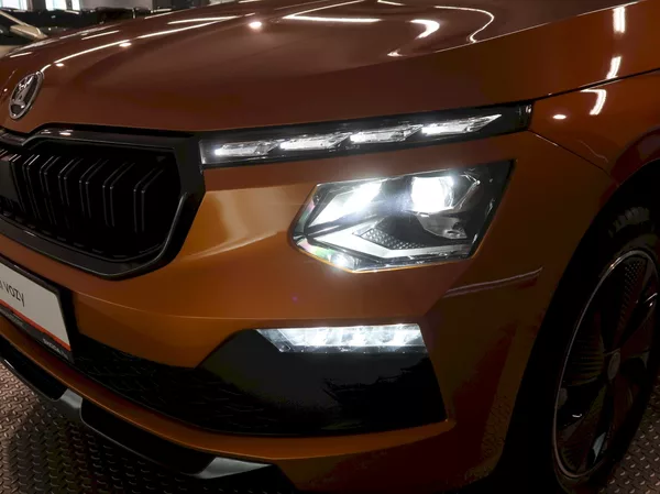 Škoda Kamiq MONTE CARLO 1.5TSI 110KW DSG P - foto 10