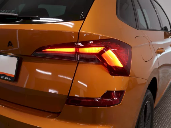 Škoda Kamiq MONTE CARLO 1.5TSI 110KW DSG P - foto 11