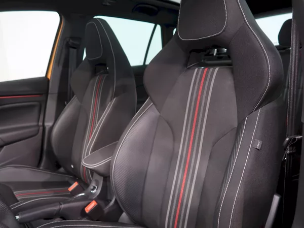 Škoda Kamiq MONTE CARLO 1.5TSI 110KW DSG P - foto 14